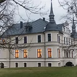 Palac W Orli - Pokoje, Restauracja 4*