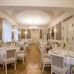 Palac W Orli - Pokoje, Restauracja