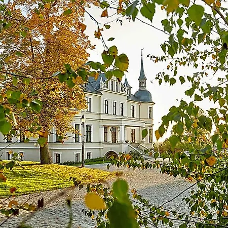 Palac W Orli - Pokoje, Restauracja Отель типа 