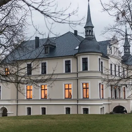 Palac W Orli - Pokoje, Restauracja 4*