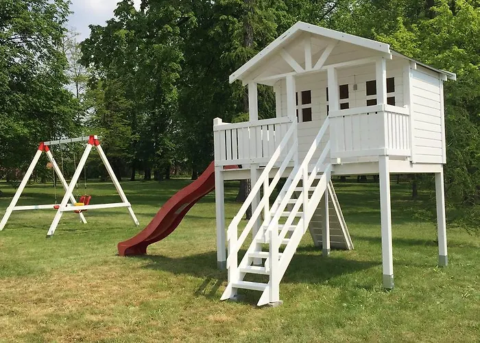 Palac W Orli - Pokoje, Restauracja 4* Kozmin