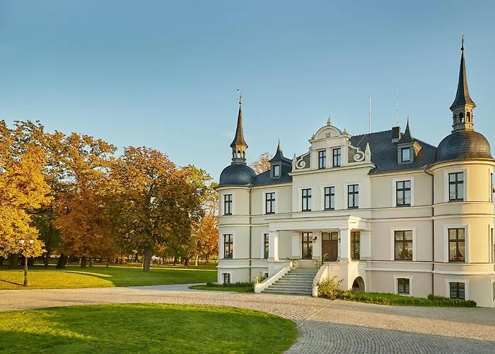 Palac W Orli - Pokoje, Restauracja 4*